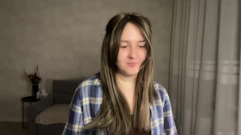 Anna online show from April 2026 07:51:02 PM