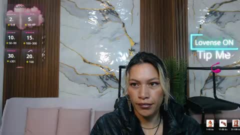 Snapshot of alonddra_tay chatting on May 2026 11:29:02 AM alonddra_tay online show from May 2026 11:29:02 AM