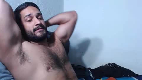 Snapshot of alonxoo chatting on February 2026 11:19:01 PM alonxoo online show from February 2026 11:19:01 PM