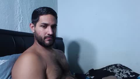 Snapshot of alonxoo chatting on February 2026 01:42:02 AM alonxoo online show from February 2026 01:42:02 AM