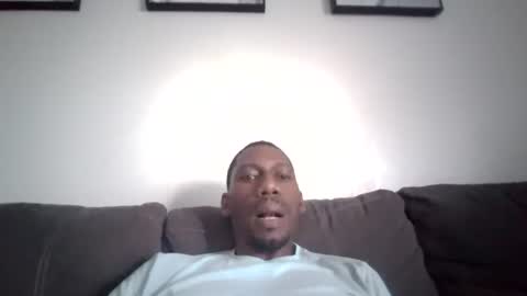 Snapshot of aloysiuz chatting on June 2026 06:45:01 PM Aloysius online show from June 2026 06:45:01 PM