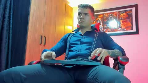 alpha_dominus_ online show from January 2026 04:50:01 AM