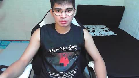 Snapshot of alpha_rider chatting on November 2025 06:24:02 AM Angelo online show from November 2025 06:24:02 AM