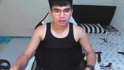 Snapshot of alpha_rider chatting on December 2025 06:17:02 AM Angelo online show from December 2025 06:17:02 AM
