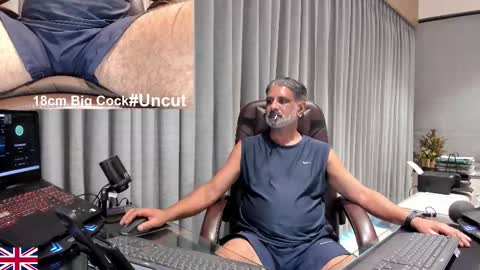 Snapshot of alpha_uk_boss chatting on March 2026 05:23:02 PM alpha_uk_boss online show from March 2026 05:23:02 PM