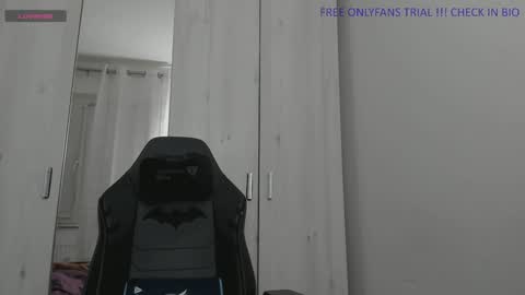 Andi online show from December 2024 08:47:02 PM