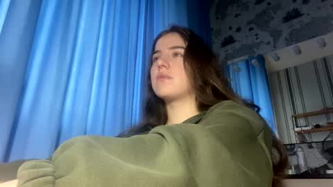Ksenia online show from November 2025 08:31:02 AM