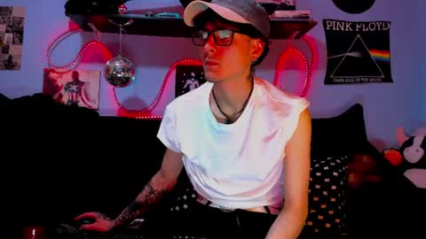 Snapshot of alphadioniso chatting on July 2026 11:33:02 PM Dioniso online show from July 2026 11:33:02 PM