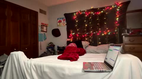 alphadomcole online show from December 2025 06:42:02 AM