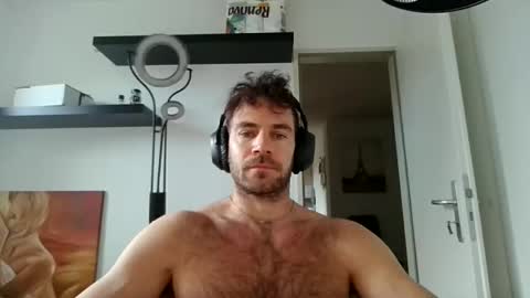 alphah_hunk online show from November 2025 09:42:01 AM