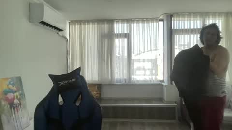 AlphAndre online show from February 2025 10:53:02 AM