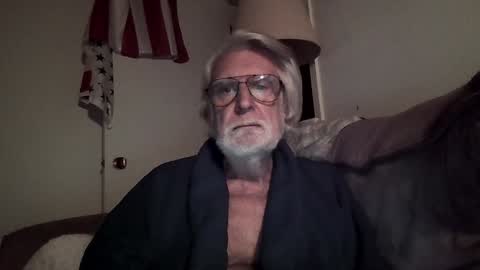 AlphaUniform online show from December 2024 12:51:02 PM