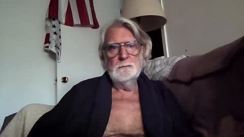 AlphaUniform online show from December 2024 05:33:02 PM