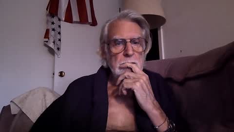 AlphaUniform online show from January 2025 03:00:02 PM