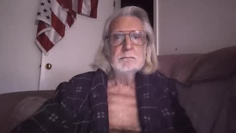 AlphaUniform online show from March 2026 01:48:02 PM