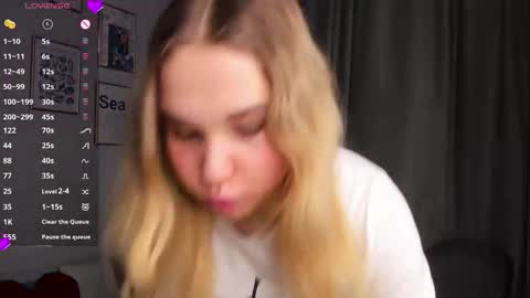 Betty online show from November 2025 05:27:02 AM