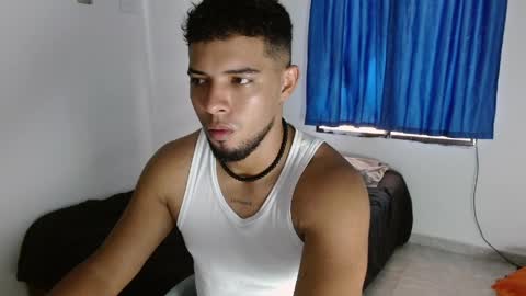 Snapshot of alucard_smith_ chatting on April 2026 02:22:01 PM Smith and lucy online show from April 2026 02:22:01 PM