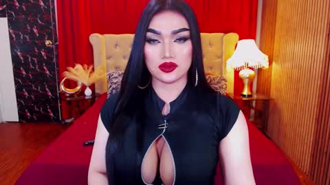 Alura Jhenson online show from October 2025 06:52:01 PM