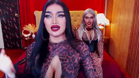 Alura Jhenson online show from October 2025 06:46:02 PM