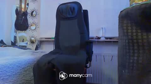 Snapshot of alwaysniceguy2 chatting on March 2025 03:45:01 AM HoneyMelonGuy online show from March 2025 03:45:01 AM