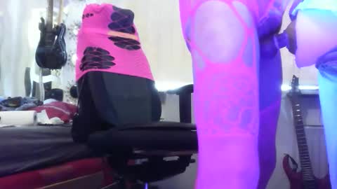 Snapshot of alwaysniceguy2 chatting on November 2025 10:03:02 AM HoneyMelonGuy online show from November 2025 10:03:02 AM