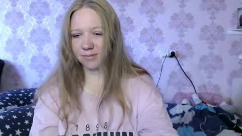 Snapshot of alya764770 chatting on July 2026 03:03:01 AM alya764770 online show from July 2026 03:03:01 AM