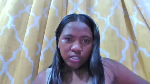 Snapshot of alydiah816442 chatting on April 2026 04:01:01 PM alydiah816442 online show from April 2026 04:01:01 PM