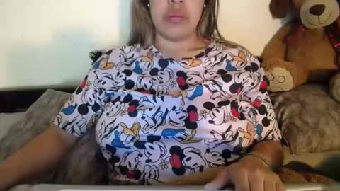 Snapshot of alynfoxx chatting on March 2025 03:01:01 AM Alyn Maria online show from March 2025 03:01:01 AM