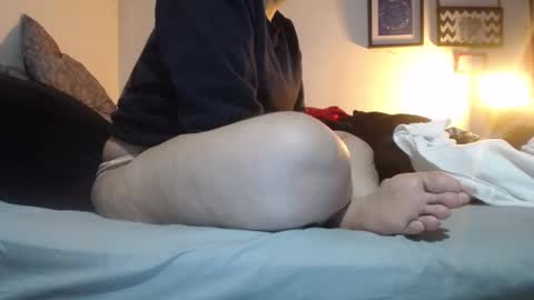 Snapshot of alynfoxx chatting on September 2025 03:34:01 AM Alyn Maria online show from September 2025 03:34:01 AM