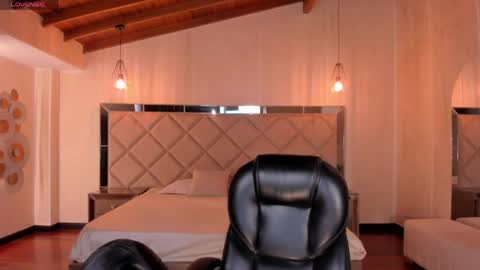 Aly  online show from April 2026 11:40:02 AM