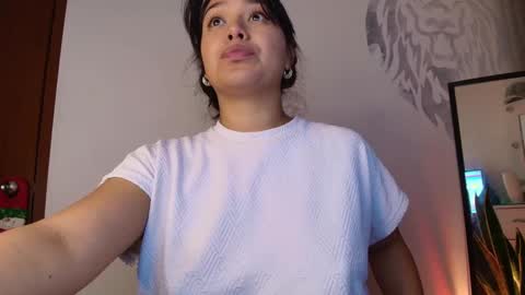 alyssia wolds online show from October 2025 03:09:01 AM