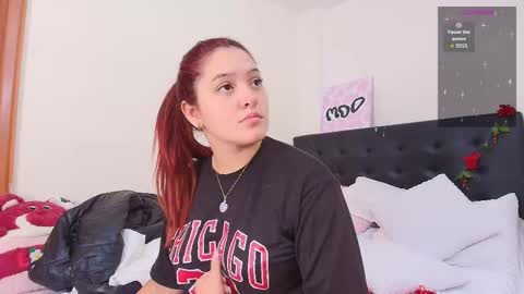 Isabella online show from December 2025 06:56:01 PM