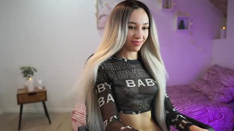 Amai  Liu online show from January 2025 10:39:01 PM