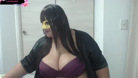 amaia_char online show from September 2025 01:07:01 AM