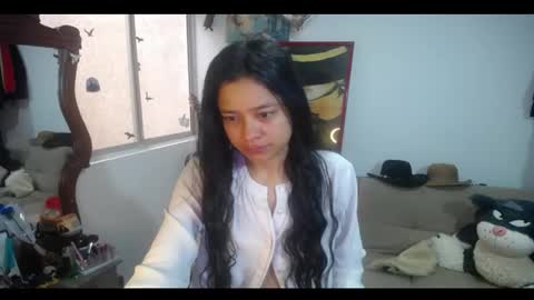 Snapshot of amaia_t chatting on June 2026 01:01:01 PM Amaia online show from June 2026 01:01:01 PM