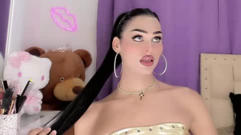 amal_baddel_ online show from May 2026 11:23:04 PM