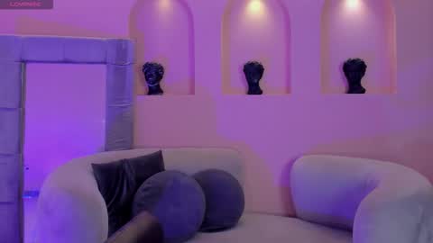 Amalia cruss online show from February 2026 08:25:02 PM