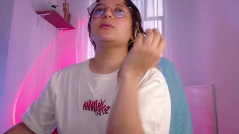 Amalia Im Back See you soon this January 7 at 10 pm Colombia time online show from November 2025 07:52:02 PM