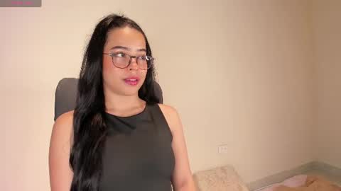 Snapshot of amaliaandrade chatting on July 2026 04:20:01 AM Amalia real MIA online show from July 2026 04:20:01 AM