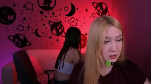 Snapshot of amalialowell chatting on April 2026 07:41:01 PM Amalia online show from April 2026 07:41:01 PM