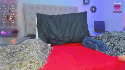 amanda29_ online show from October 2025 09:15:02 PM