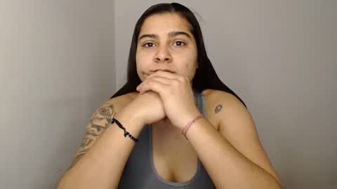 The queen of the biceps  online show from January 2025 11:56:02 AM