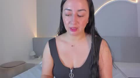 Snapshot of amanda_benz_ chatting on June 2026 11:22:02 AM amanda_benz_ online show from June 2026 11:22:02 AM