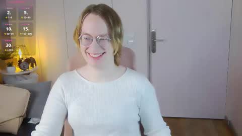 Snapshot of amanda_butlerr chatting on March 2026 11:38:01 AM Hi im Amanda online show from March 2026 11:38:01 AM