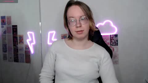 Snapshot of amanda_butlerr chatting on April 2026 11:14:02 AM Hi im Amanda online show from April 2026 11:14:02 AM
