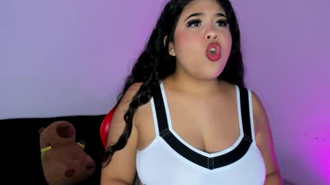 Amanda Moore online show from December 2025 10:35:01 AM