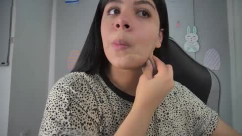 Amanda online show from April 2026 02:20:02 AM