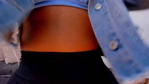 Amanda  online show from November 2025 04:06:01 PM