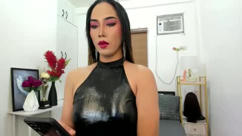 Snapshot of amandaleon chatting on February 2025 12:48:02 PM amandaleon online show from February 2025 12:48:02 PM