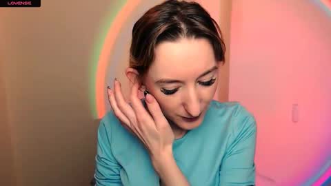 Amanda online show from November 2025 09:06:02 AM